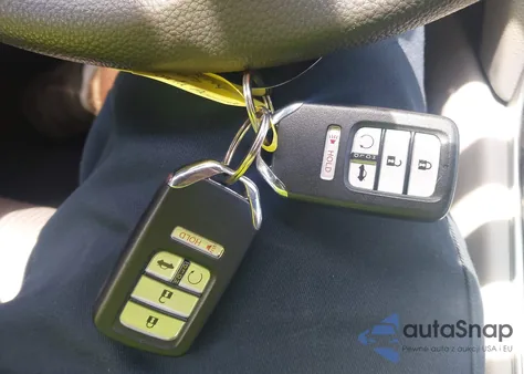 2019 Honda Accord Ex z USA, uszkodzony, nr VIN 1HGCV1F4XKA150243